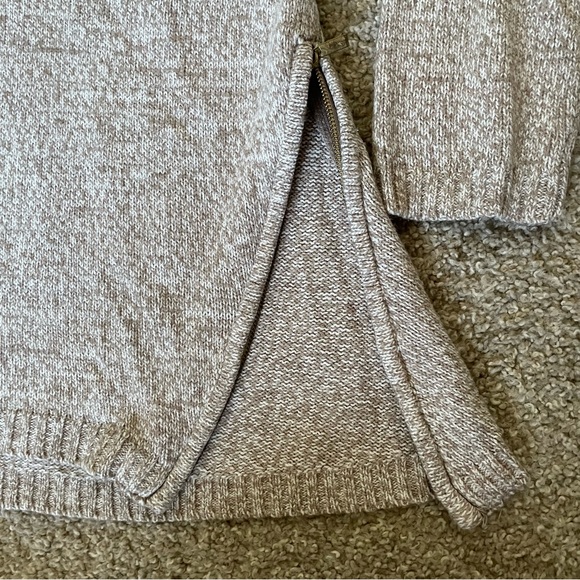 *DONATED* New York & Co. | Women's Side Zip Sweater - Picture 3 of 7